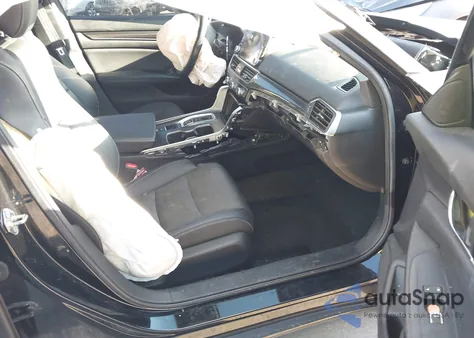 2019 Honda Accord Sport 2.0T z USA, uszkodzony, nr VIN 1HGCV2F33KA022424